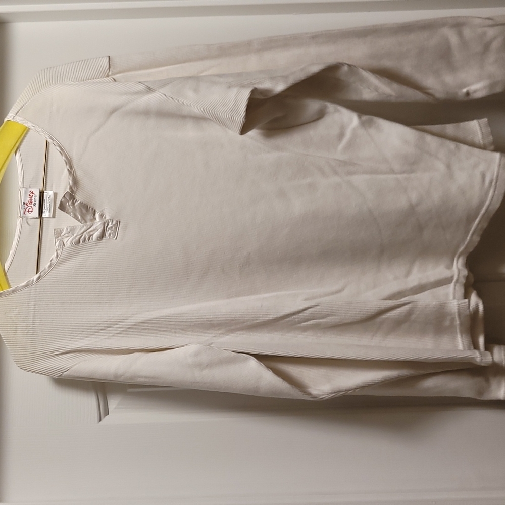 The Disney Store XL White Long-sleeved Thermal Top